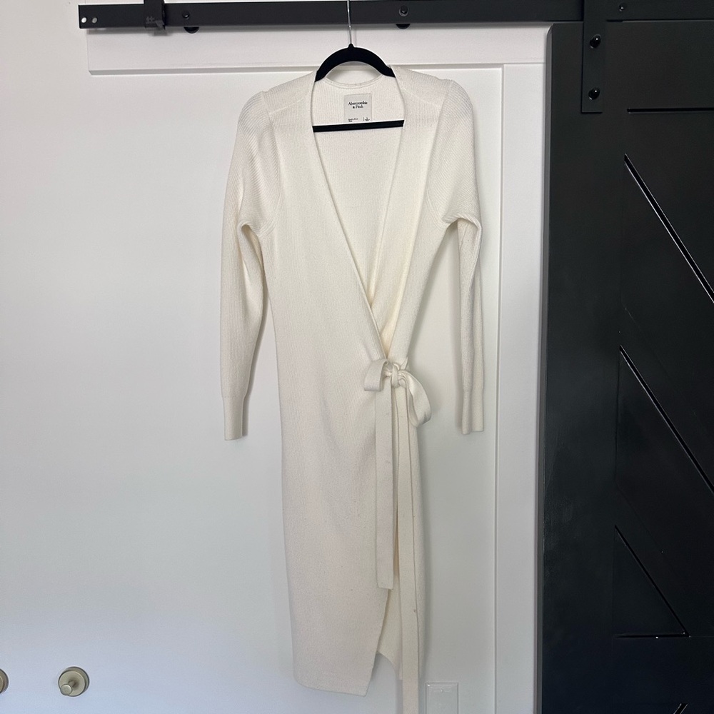 Abercrombie & Fitch Cream wrap sweater Dress